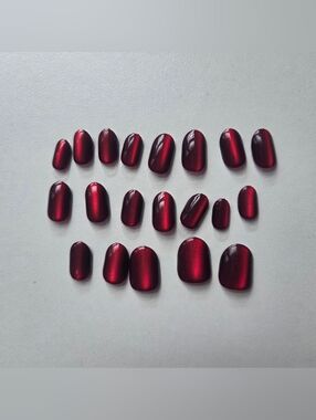 Dark Red Press-On Nails